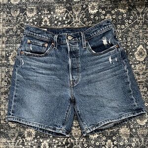 Levi’s 501 women’s mid thigh shorts